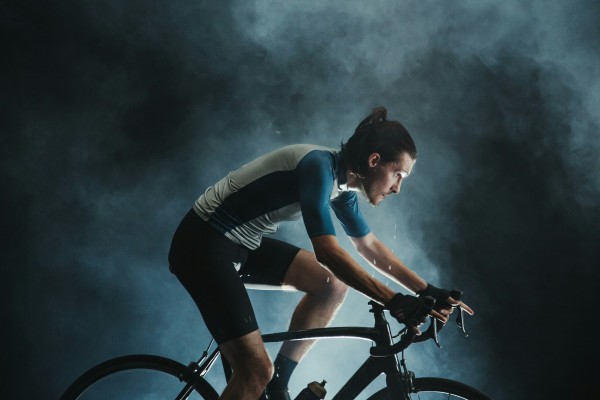 munbaik-cycling-clothing-Ln9uvGy5Yio-unsplash